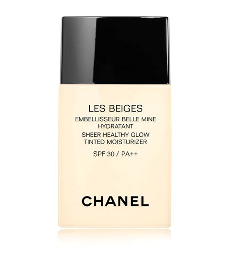 chanel les beiges tinted moisturizer.